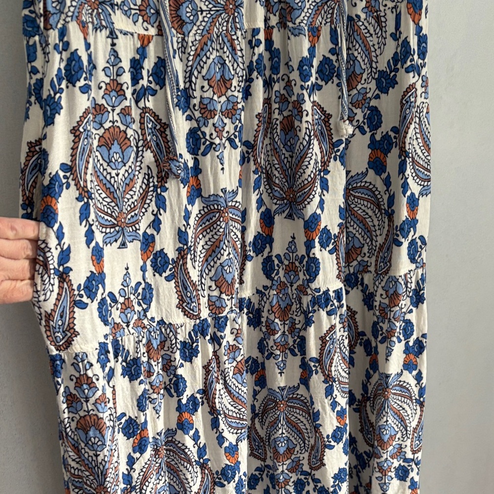Max Studio Paisley Maxi Dress - Picture 4 of 12